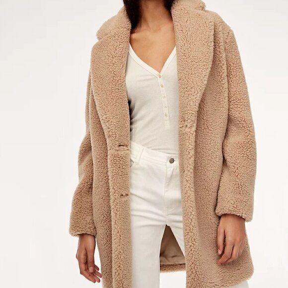 β€οΈHOST PICKβ€οΈ ARITZIA WILFRED FREE THE TEDDY COCOON IN SIZE S WHITE - Picture 2 of 5